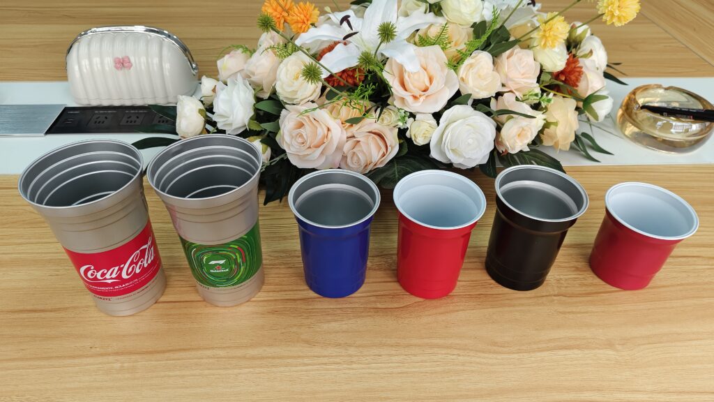 Vasos desechables de aluminio