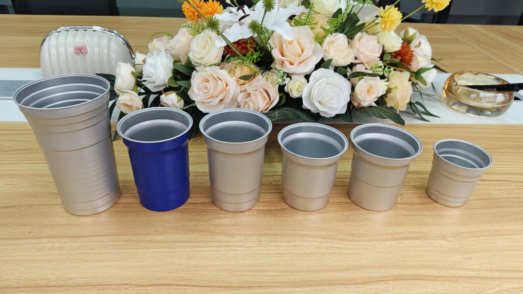 vasos desechables de aluminio color plata