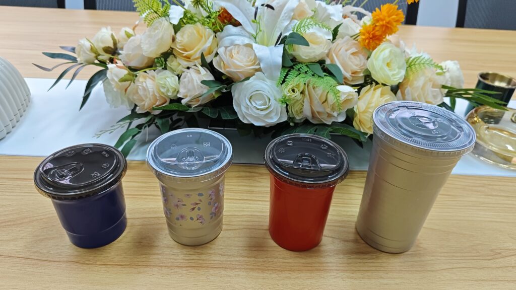 vasos desechables de aluminio con tapa