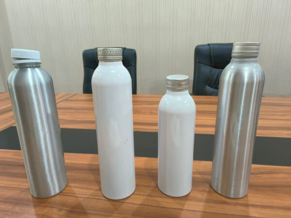 Capacidades de botellas de agua de aluminio